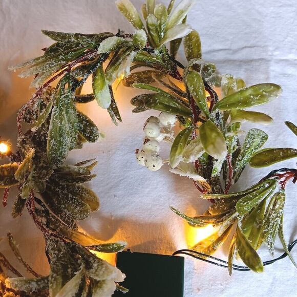 2 Garland Ropes Sage & White Berries 4 Ft Ea Battery Lighted Party Wedding New - Picture 4 of 8